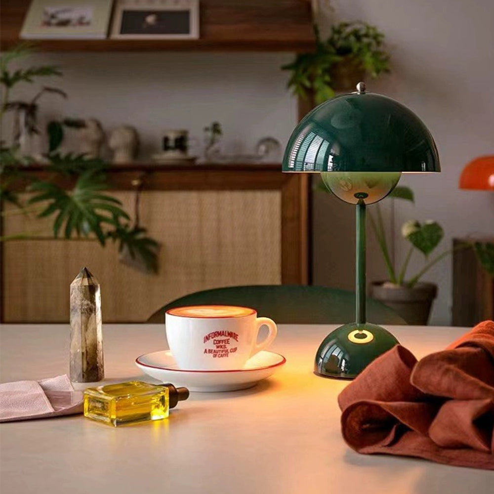 MITTAGS | TISCHLAMPE