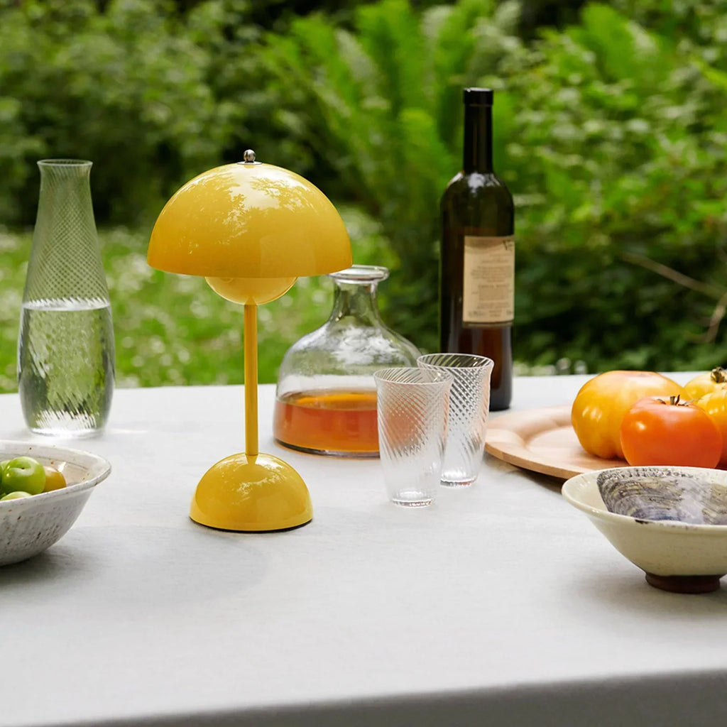 MITTAGS | TISCHLAMPE